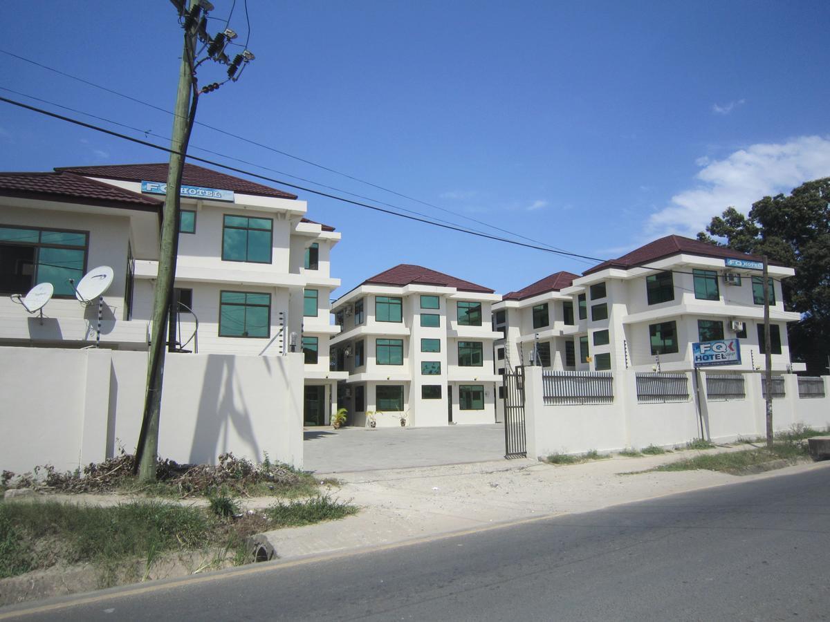 Fq Hotel Village Dar es Salaam Esterno foto